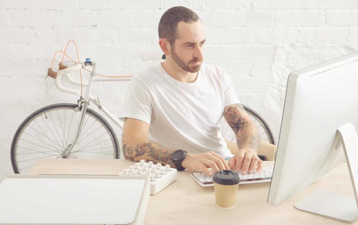 Moderne Arbeitsumgebung symbolisiert Innovation